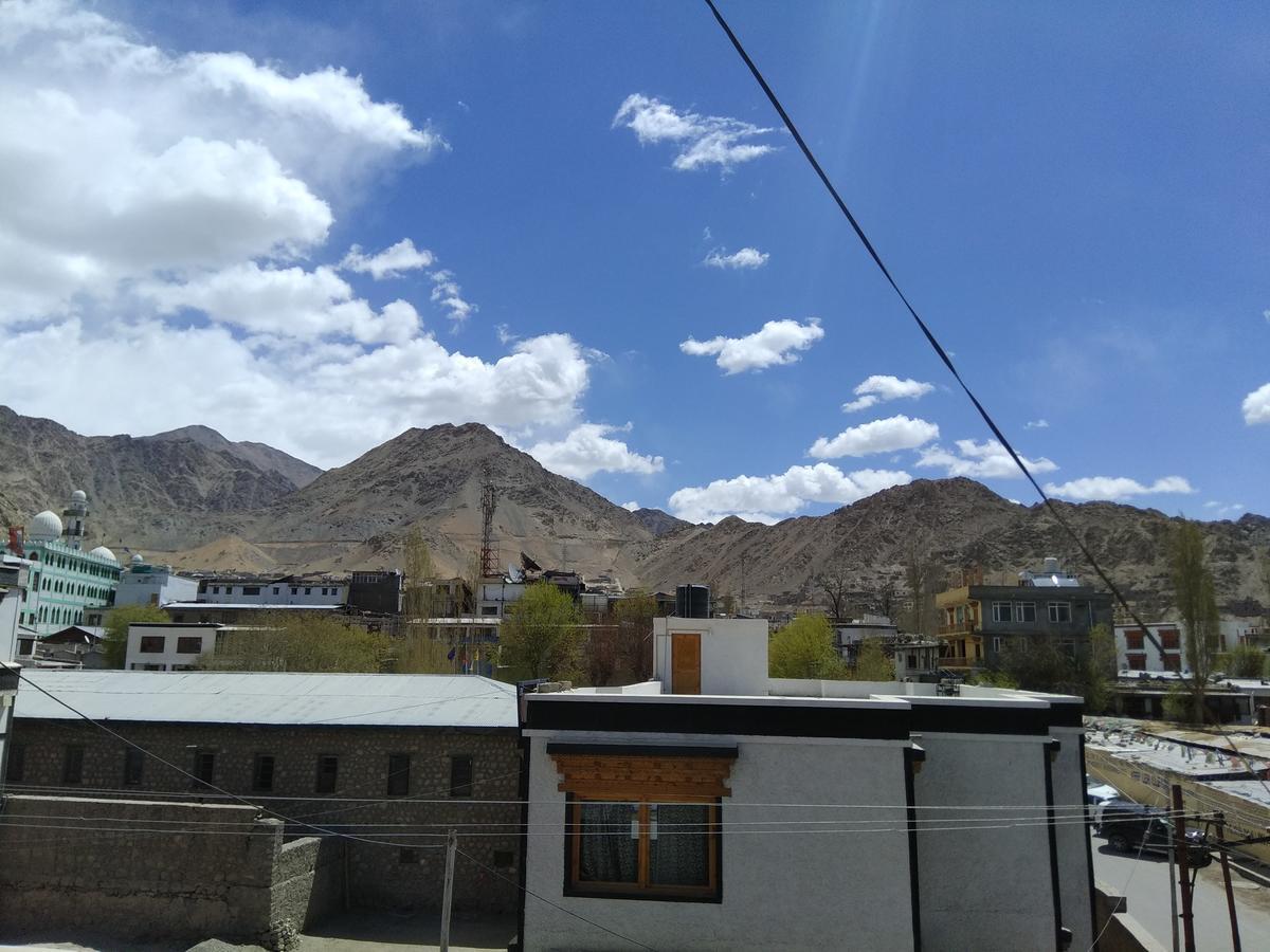 Tsaskan Hotel Leh Exterior photo