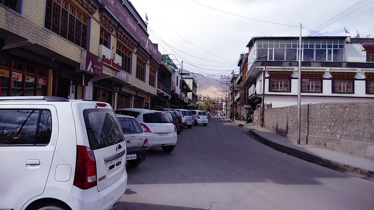 Tsaskan Hotel Leh Exterior photo